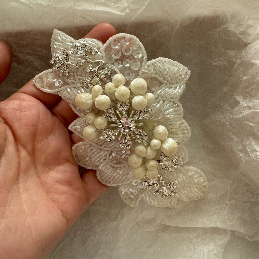 Bride headpiece